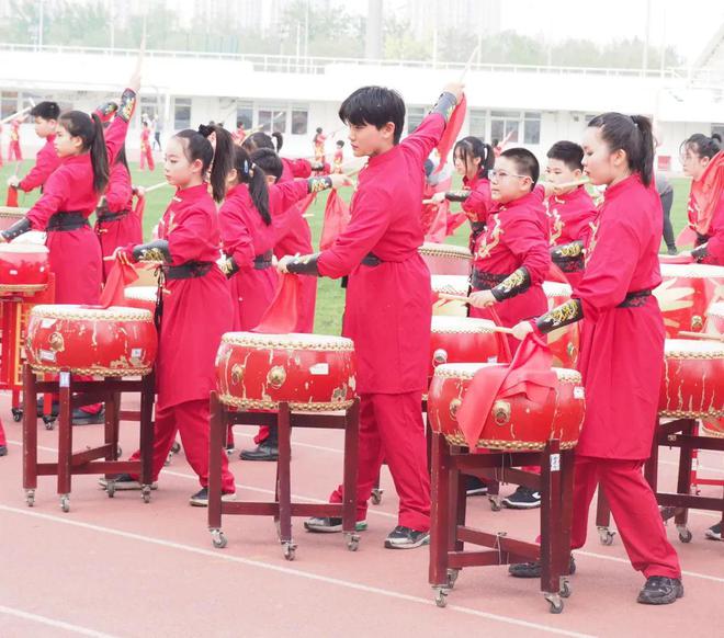 藏传狮子舞运动竞技，民族文化与体育节的交融的简单介绍