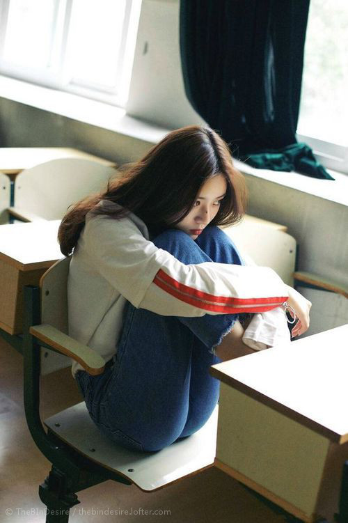 _赛场上的战术布置：专业分析为你解密_，一场比赛的战术分析