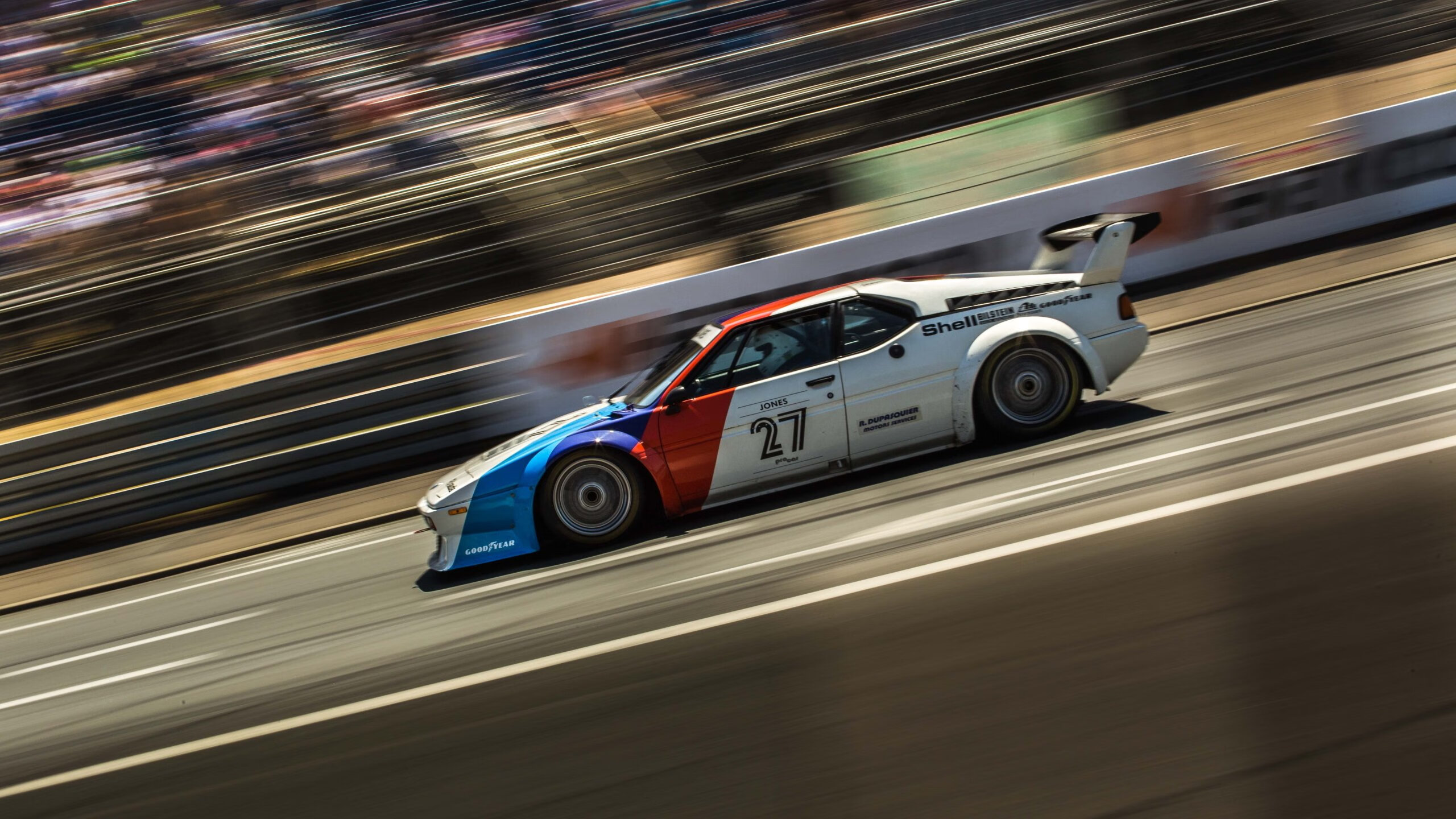 法甲球队利用比赛中情绪曲线图调整进攻节奏策略